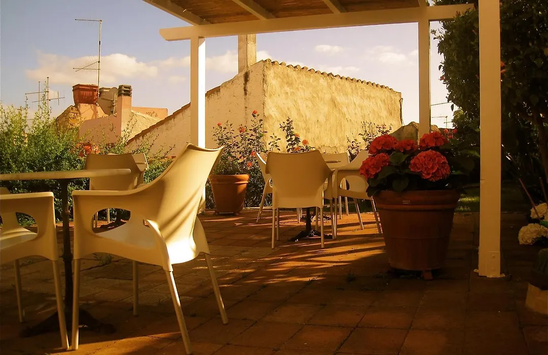 Hotel Villa Pimpina-1